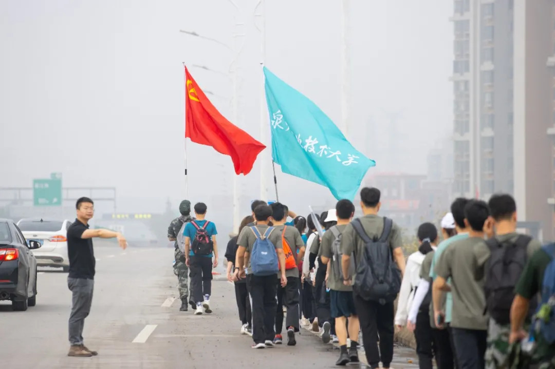 蜂蜜浏览器_q1f.jpg 蜂蜜浏览器_q1f.jpg