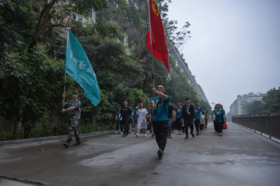 蜂蜜浏览器_dfaaaxc.jpg 蜂蜜浏览器_dfaaaxc.jpg